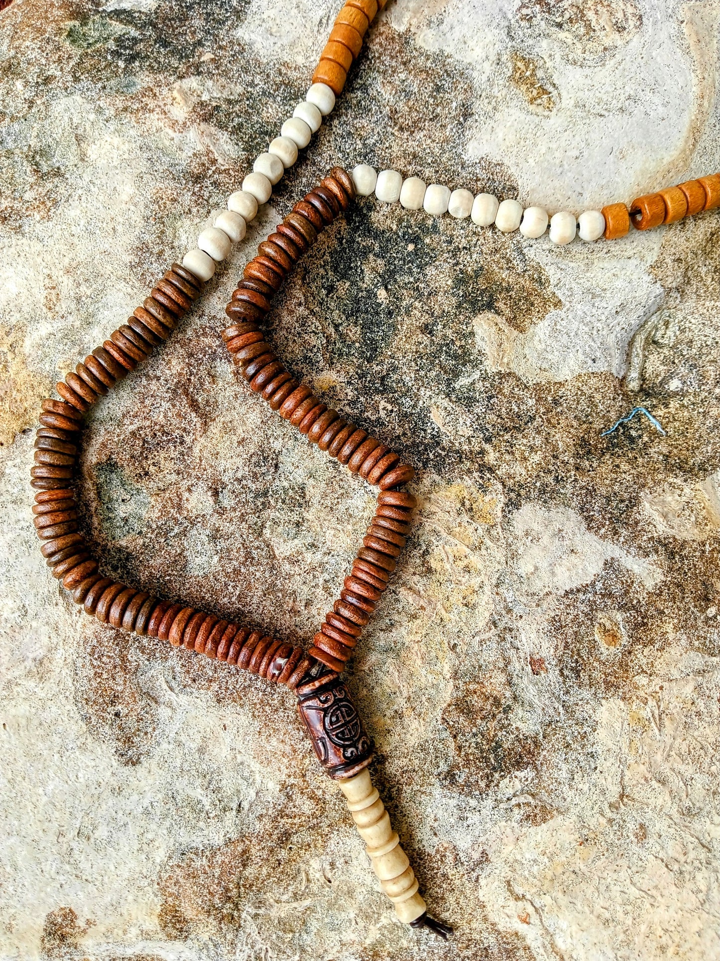 Yassss 18" long light weight multi beaded necklace