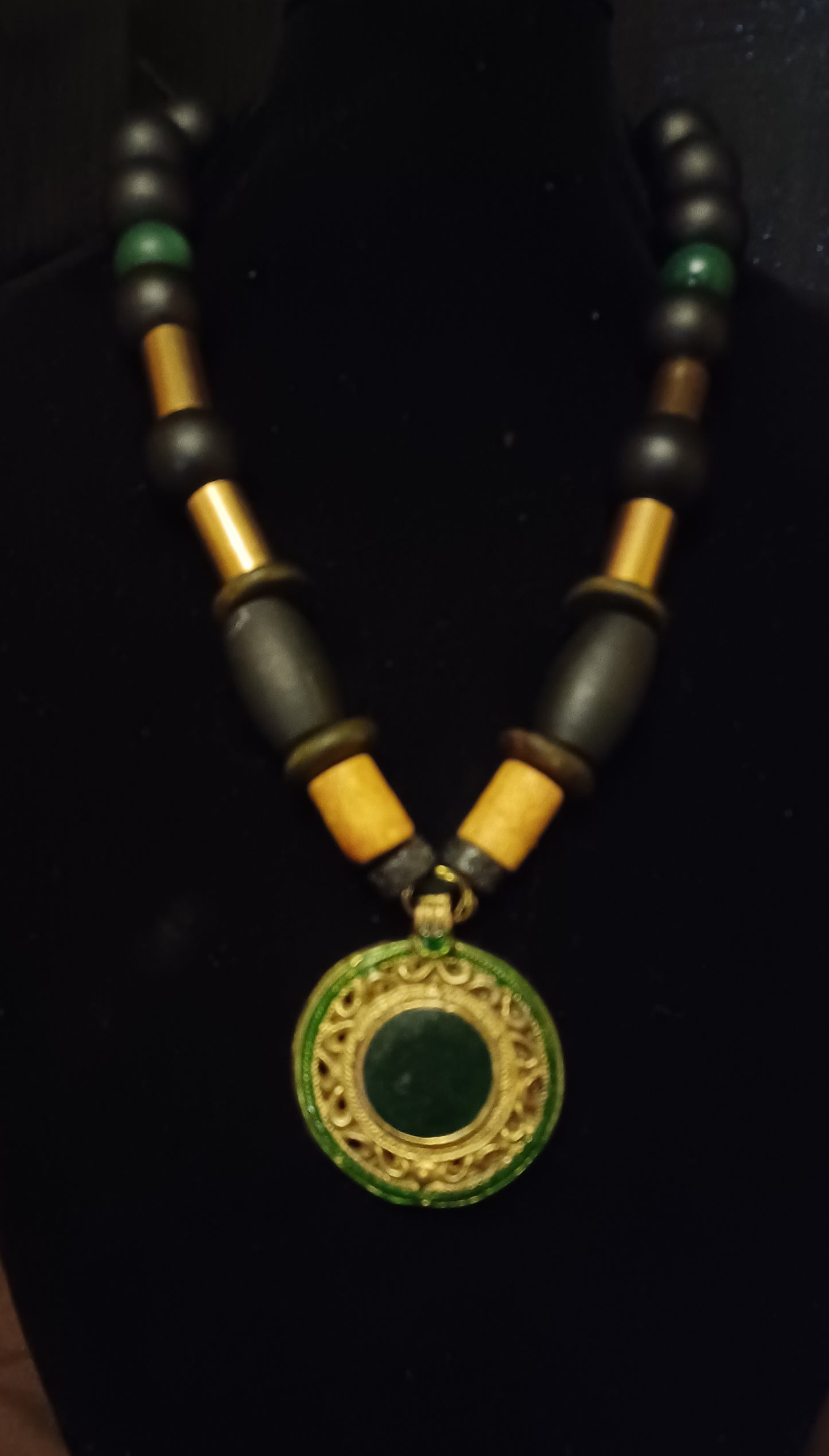 GNH Unique Unisex Circular Pendant